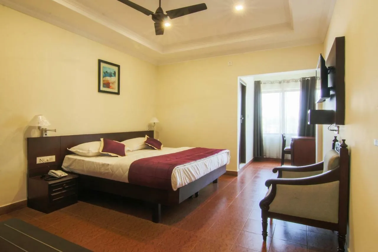 Hotel Kairali 팔라카드 인도
